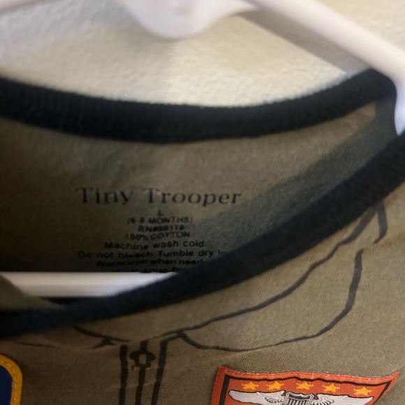 Tiny Trooper Future Air Force Pilot Flight Body
Suit/ Onesie, size 6-9 months - Picture 4 of 4